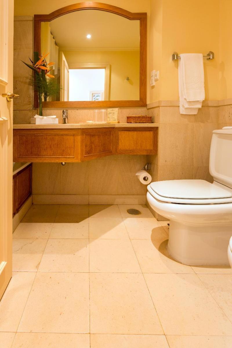 Quinta Do Estreito Hotel Câmara de Lobos Szoba fotó